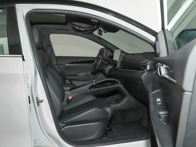 GEELY GEELY Coolray Binyue L 1.5TD 181ch DCT Starlight