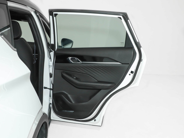 GEELY GEELY Coolray Binyue L 1.5TD 181ch DCT Starlight