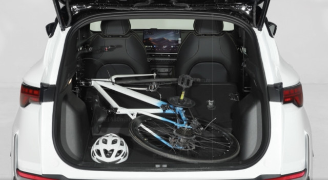 GEELY GEELY Coolray Binyue L 1.5TD 181ch DCT Starlight