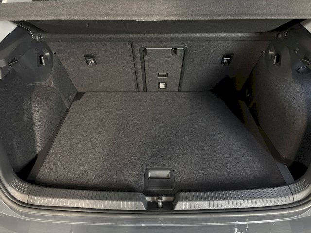 VOLKSWAGEN Volkswagen Golf VIII 1.0 eTSI OPF 110ch Life Business DSG7