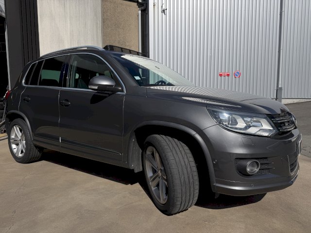 Volkswagen Volkswagen Tiguan 2.0 TDI 140 R Exclusive 4Motion