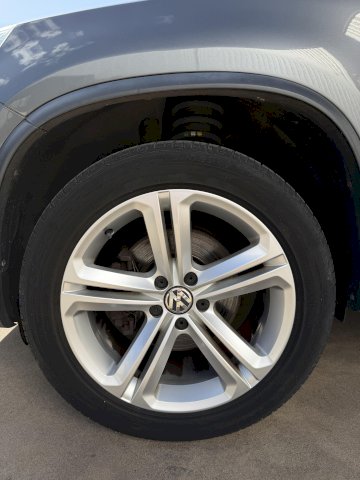 Volkswagen Volkswagen Tiguan 2.0 TDI 140 R Exclusive 4Motion