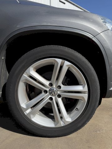 Volkswagen Volkswagen Tiguan 2.0 TDI 140 R Exclusive 4Motion