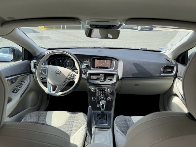 Volvo Volvo V40 T2 122ch Business Geartronic *1ère main*