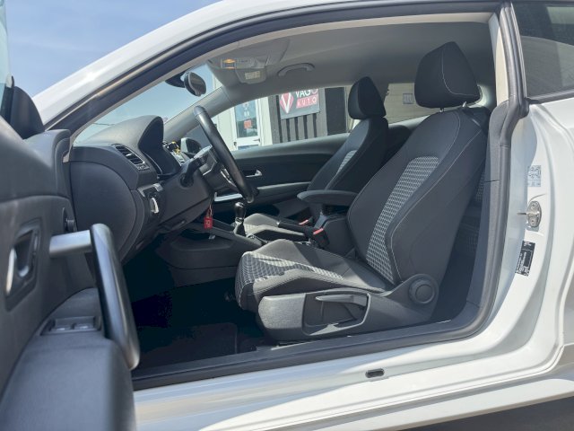 Volkswagen Volkswagen Scirocco 1.4 TSI 125 BlueMotion R Line