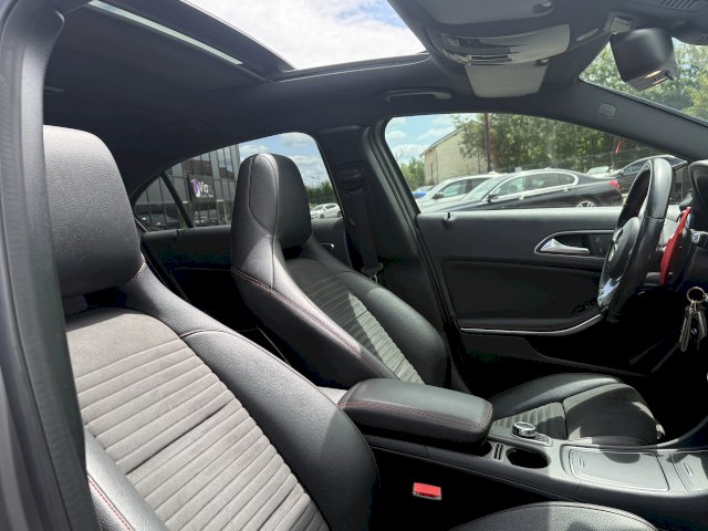 MERCEDES Mercedes-Benz Classe A III (W176) 180 d Fascination 7G-DCT