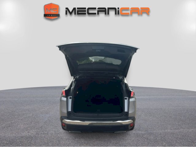 PEUGEOT 3008 II Hybrid4 300 GT Pack