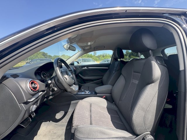 AUDI Audi A3 III 2.0 TDI 150ch FAP Ambiente S tronic 6