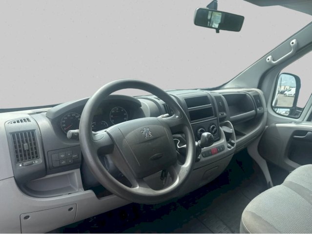 PEUGEOT Peugeot Boxer  2.2 HDi 100 Combi Cft 9 Places