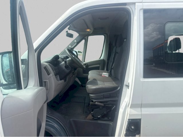 PEUGEOT Peugeot Boxer  2.2 HDi 100 Combi Cft 9 Places