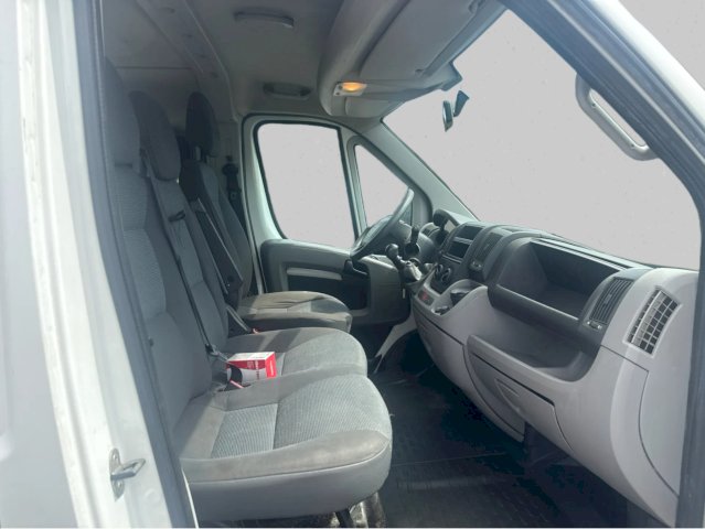PEUGEOT Peugeot Boxer  2.2 HDi 100 Combi Cft 9 Places