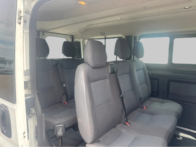 PEUGEOT Peugeot Boxer  2.2 HDi 100 Combi Cft 9 Places