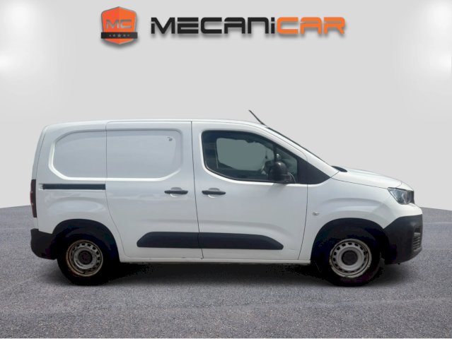 PEUGEOT Peugeot Partner HDI 100 CH / 3 PLACES 