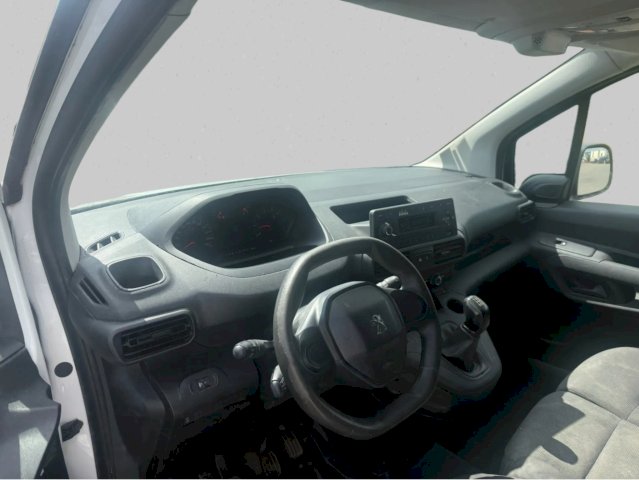 PEUGEOT Peugeot Partner HDI 100 CH / 3 PLACES 