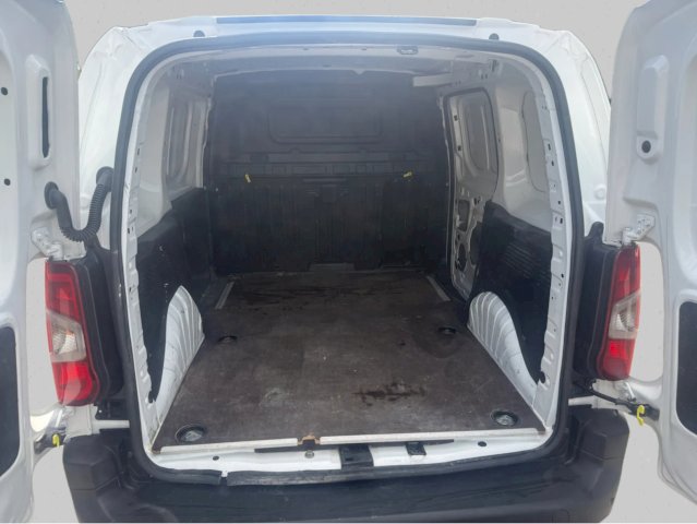 PEUGEOT Peugeot Partner HDI 100 CH / 3 PLACES 