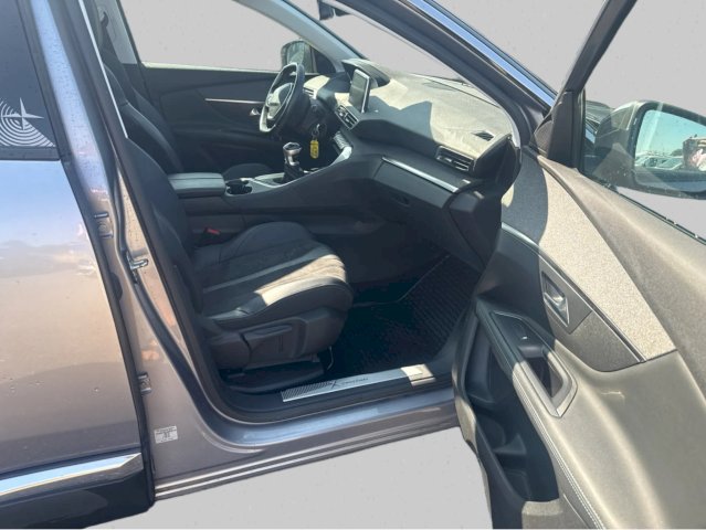 PEUGEOT Peugeot 3008 BlueHDi 130ch Crossway
