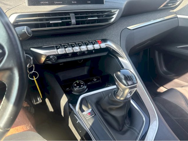 PEUGEOT Peugeot 3008 BlueHDi 130ch Crossway