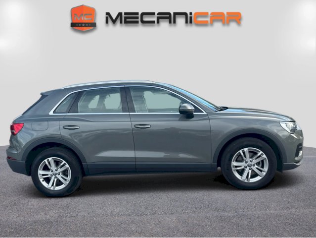 AUDI Audi Q3 35 TDI 150ch Design quattro / 1ere Main suivi Complet