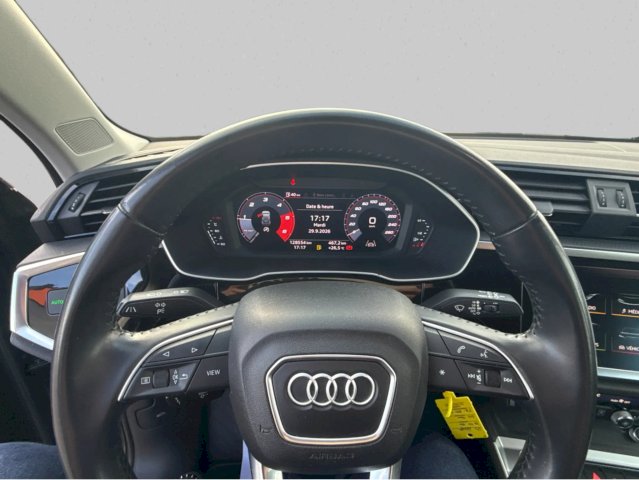 AUDI Audi Q3 35 TDI 150ch Design quattro / 1ere Main suivi Complet