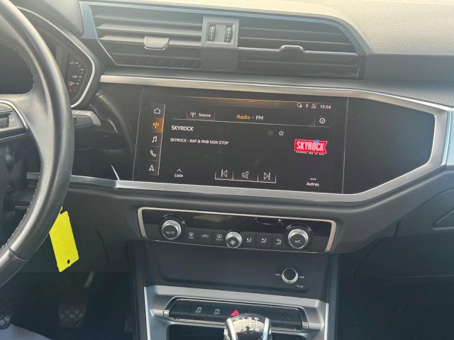 AUDI Audi Q3 35 TDI 150ch Design quattro / 1ere Main suivi Complet