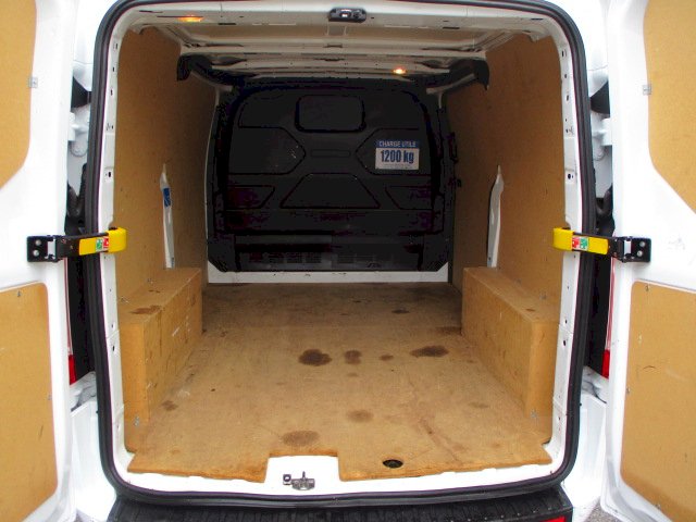 Ford Ford Transit Custom L1H1 2.0 TDCI 130CV TREND BUSINESS