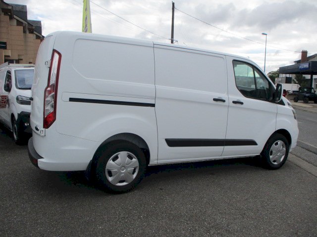 Ford Ford Transit Custom 340 L1H1 2.0 ECOBLUE 130CV TREND BUSINESS