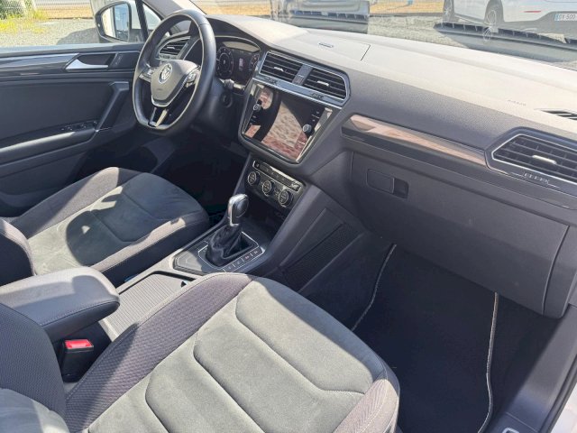 VOLKSWAGEN Volkswagen Tiguan II 2.0 TDI 150ch BlueMotion Technology Carat DSG7
