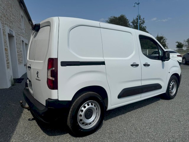 PEUGEOT Peugeot Partner 1.5 BLUEHDI 75CH STANDARD GRIP CONTROL