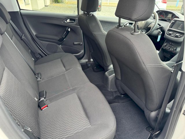 PEUGEOT Peugeot 208  1.2 PureTech 82ch Style 5p