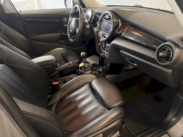 Mini Mini Mini f55 COOPER SD 170 / origine France / entretien suivi 