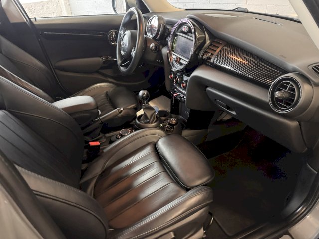 Mini Mini Mini f55 COOPER SD 170 / origine France / entretien suivi 