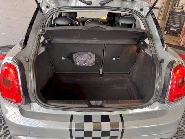 Mini Mini Mini f55 COOPER SD 170 / origine France / entretien suivi 