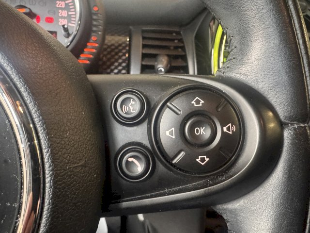 Mini Mini Mini f55 COOPER SD 170 / origine France / entretien suivi 