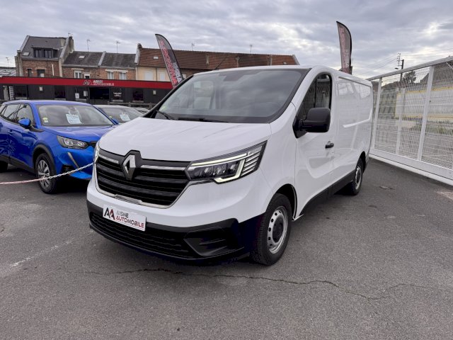Renault Renault Trafic TRAFIC FG L1H1 2T8 2.0 Blue Dci 130 Ch Confort / origine France / tva récupérable / entretien suivi / garantie 12 mois 