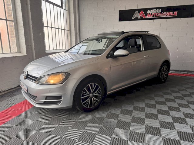 Volkswagen Volkswagen Golf VII 1.2 TSI 110ch BlueMotion Technology Confortline DSG7 3p