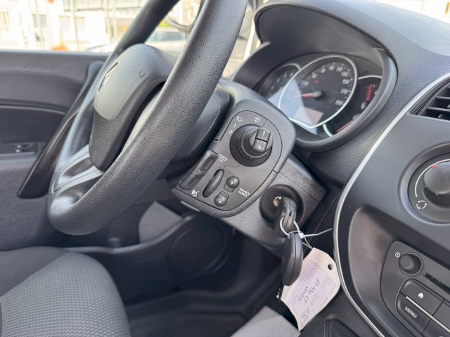 Renault Renault Kangoo 1.5 blue Dci 95 ch Extra R-LINK