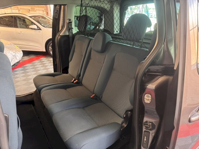 Citroen Citroën Berlingo MULTISPACE 1.6 BlueHDi 100ch Feel S&S ETG6 5 PLACES