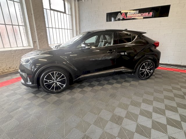 Toyota Toyota C-Hr 122h Distinctive 2WD E-CVT