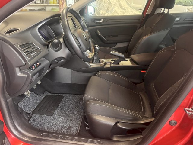 Renault Renault Megane IV (BFB) 1.5 dCi 90ch energy Business