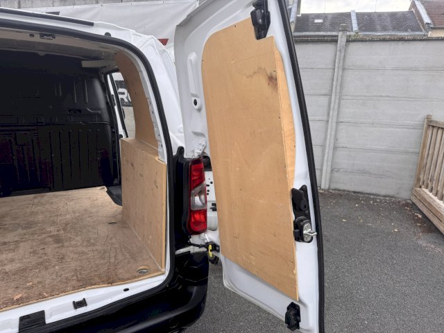 Citroen Citroën Berlingo Berlingo Fourgon Driver M 650kg 1.5 BlueHDi 100CV BVM6