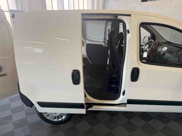 Fiat Fiat Fiorino 1.3 Multijet 80 pack professionnel nav