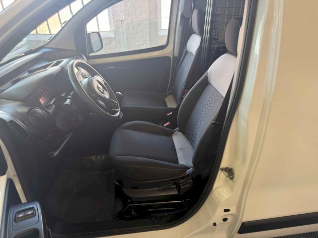 Fiat Fiat Fiorino 1.3 Multijet 80 pack professionnel nav