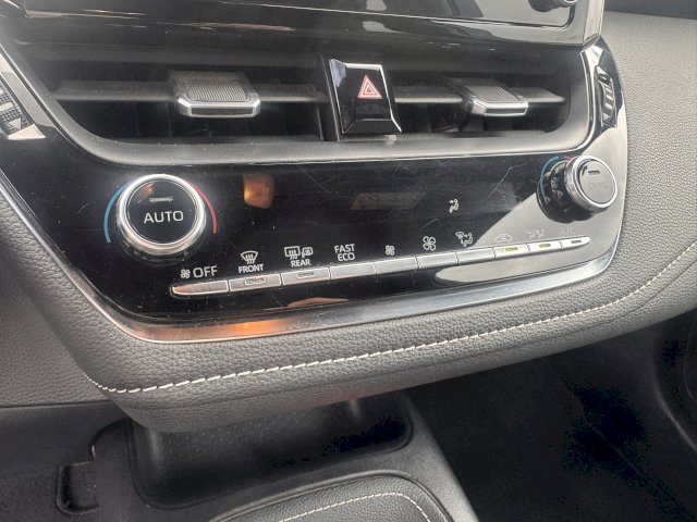 Toyota Toyota Corolla Touring Spt X 122h Design MY22