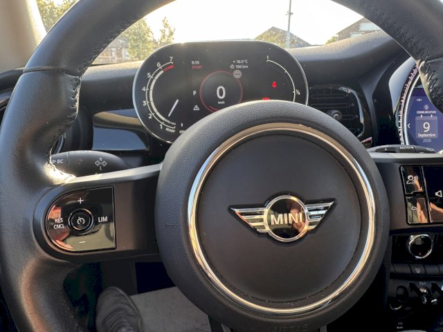Mini Mini Mini Cooper 136ch Edition Camden BVA7