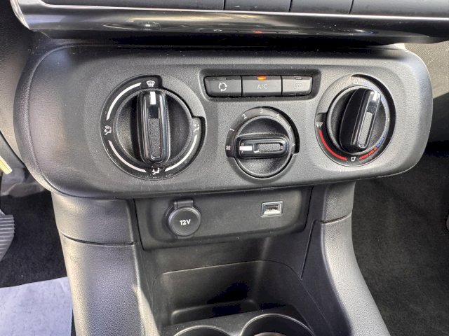 Citroen Citroën C3 1.5 BlueHDi FEEL 100 CV BVM5 E6dt