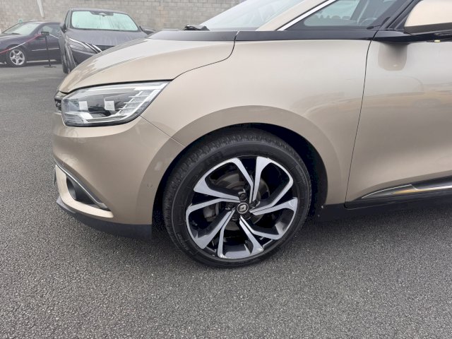 Renault Renault Grand Scenic 1.7 Blue dCi 150ch Intens 7 places