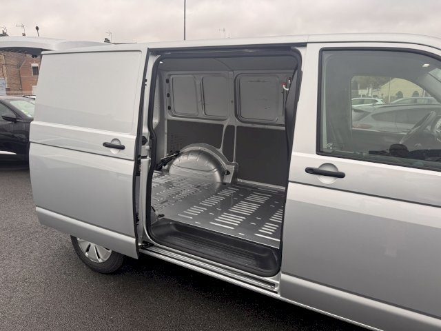 Volkswagen Volkswagen Transporter Fg T6  Fourgon tôlé 2.0 TDi 110 L1H1 Business