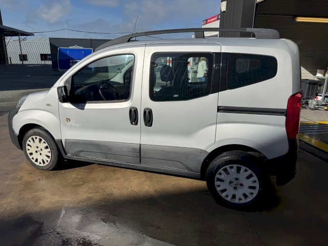 Peugeot Peugeot Bipper Tepee  1.3 HDi FAP Outdoor Pack STT