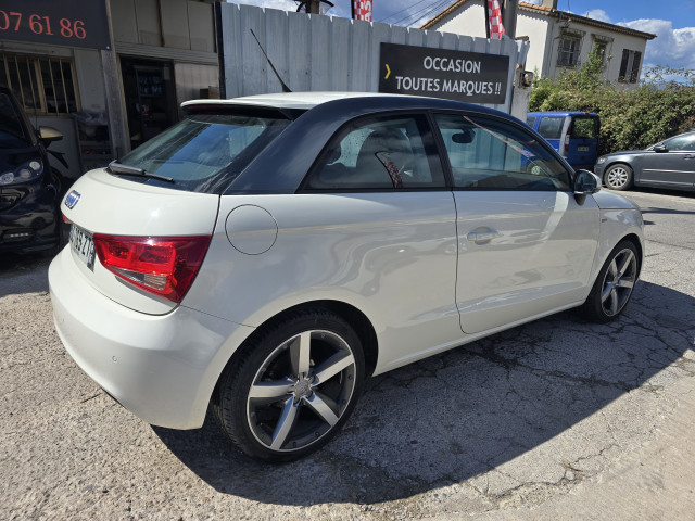 Audi Audi A1 1.6 TDI 105ch FAP S line