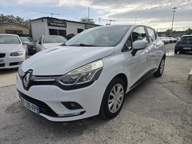 Renault Renault Clio IV 1.5 dCi 90ch 2 places société VASP